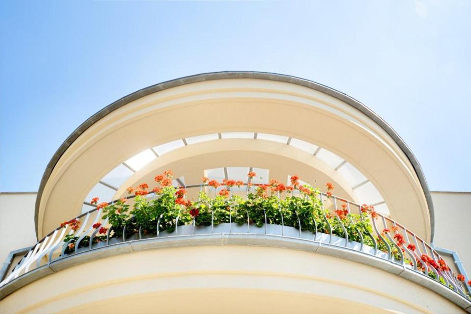 Vila Eva Лугачовице Экстерьер фото